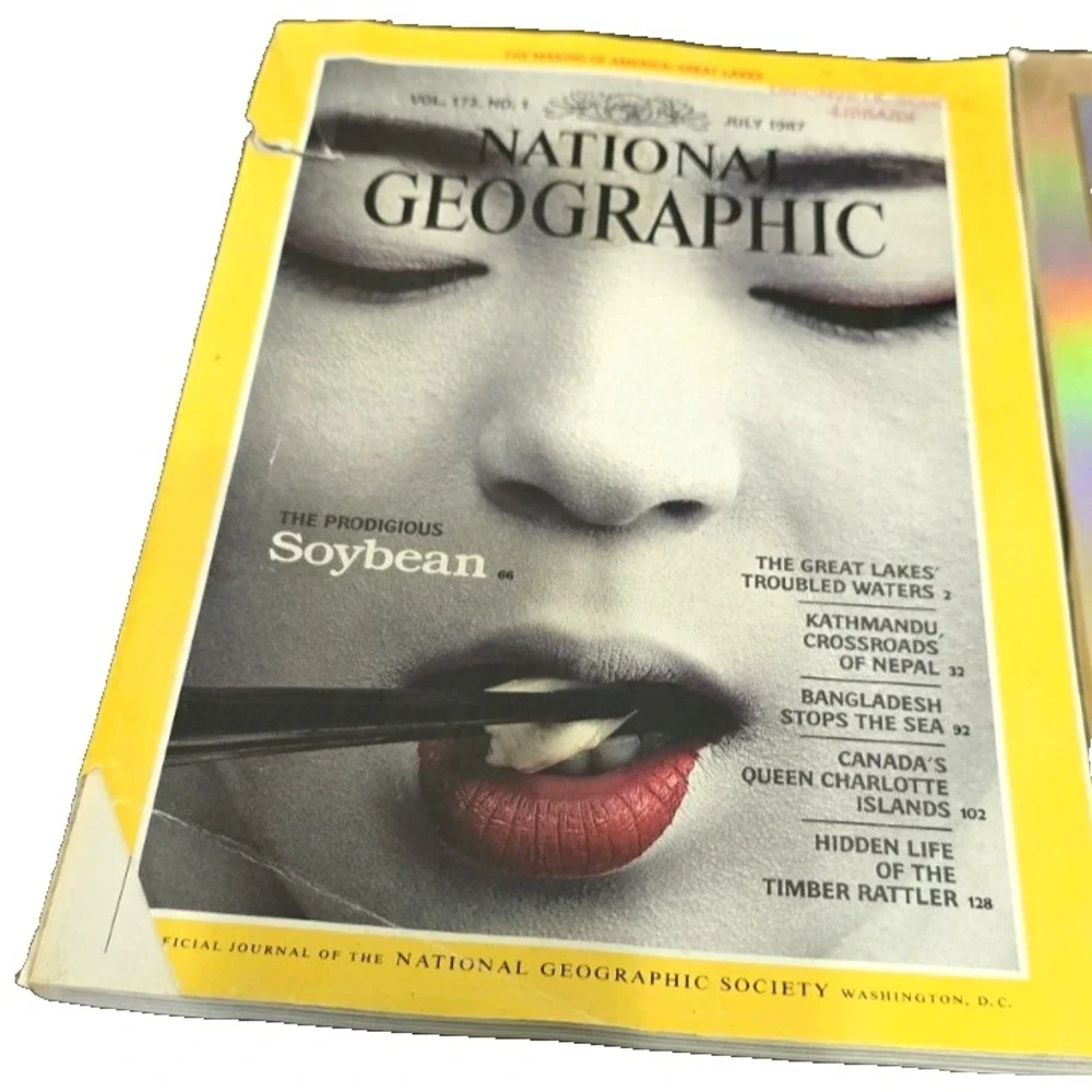 4 National Geographic Magazine‎ December 1988 Holographic August 1966 July 1987